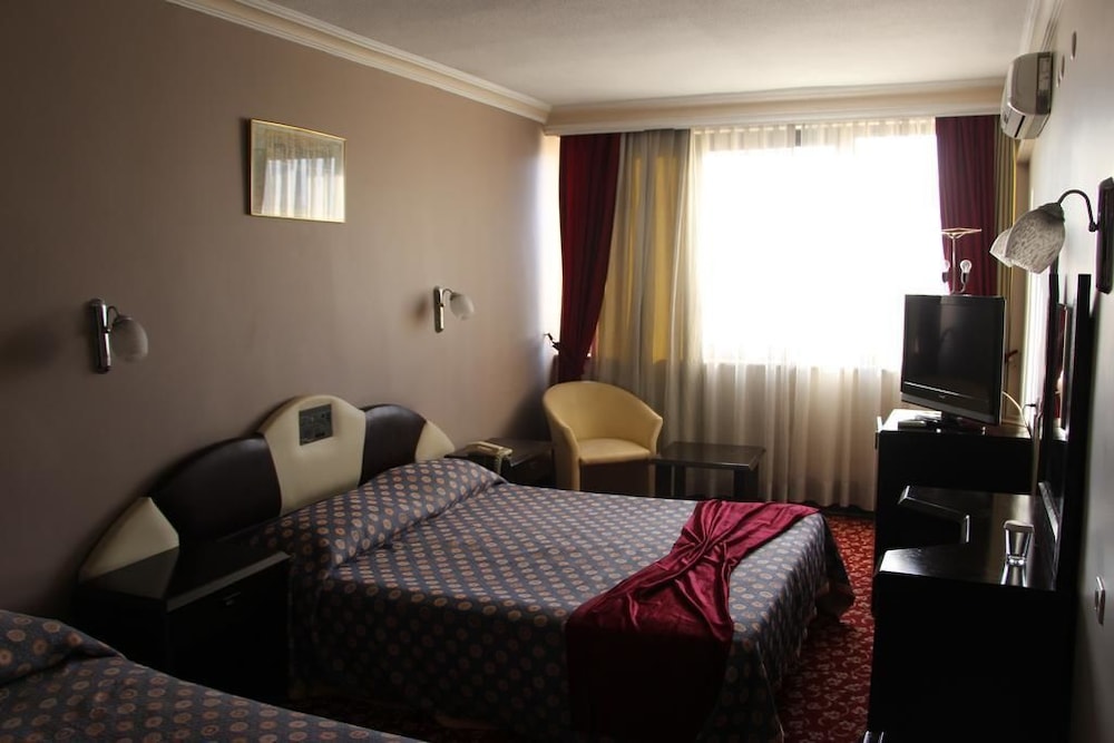 Hotel Akyuz 20/50