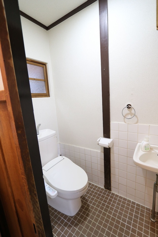Guest House E-Nine 17/20