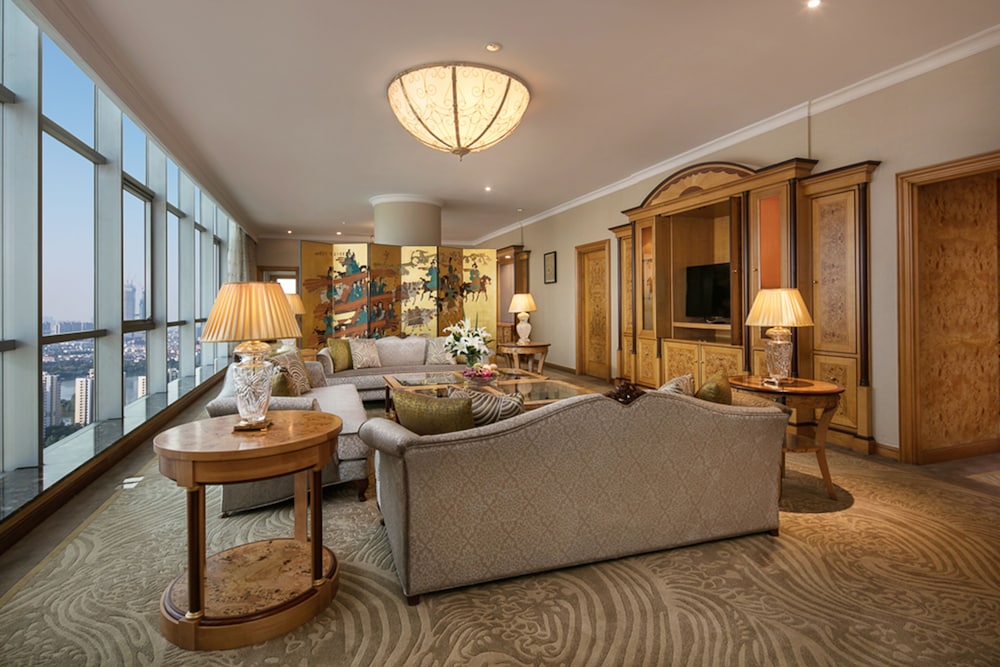 Sheraton Nanjing Kingsley Hotel and Towers 23/27