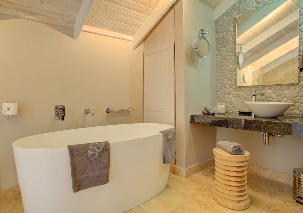 Starfish Guest Lodge 7/40
