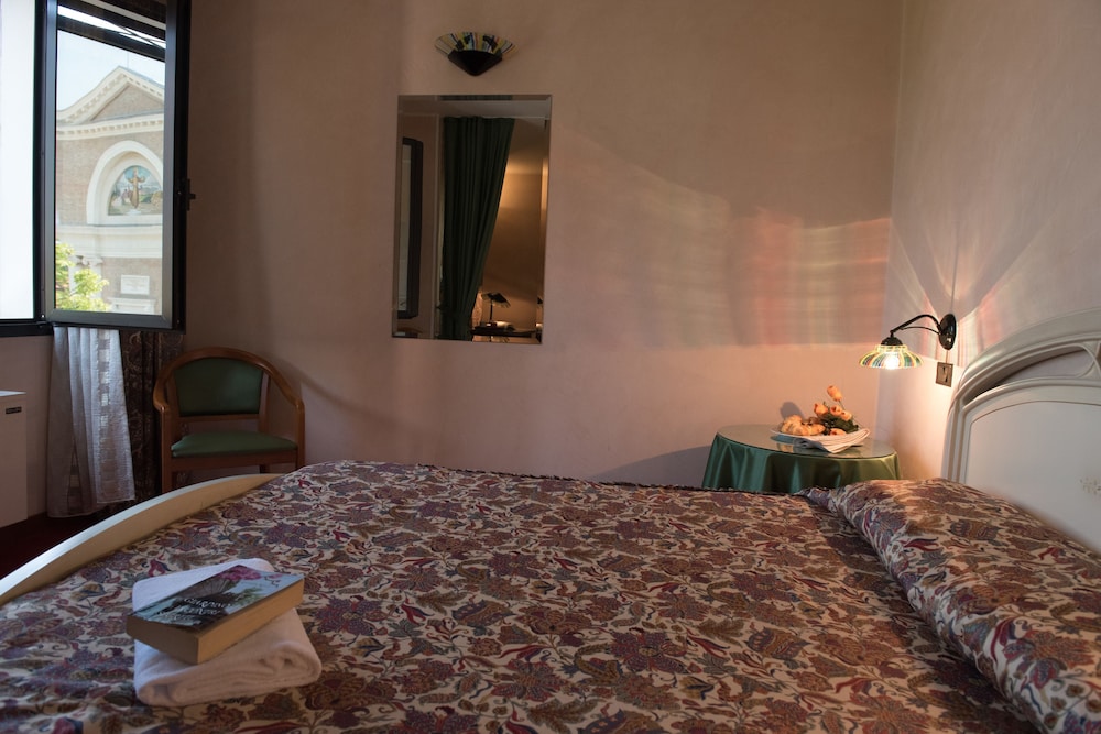 Hotel Tessarin 21/62