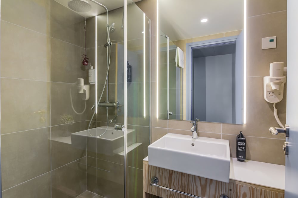 Ibis Styles Bucharest City Center 74/76