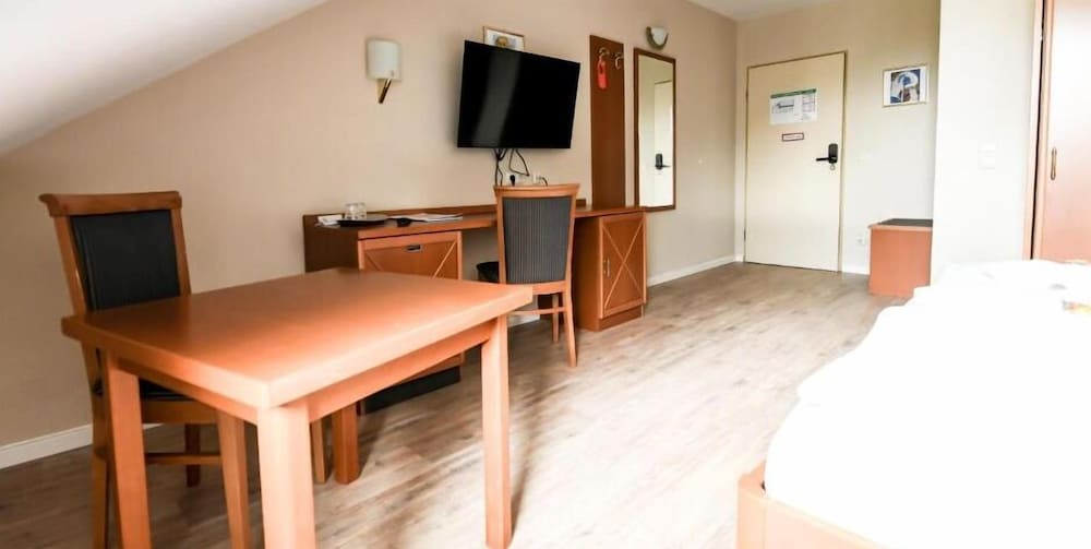 Hotel Blutenburg 28/50