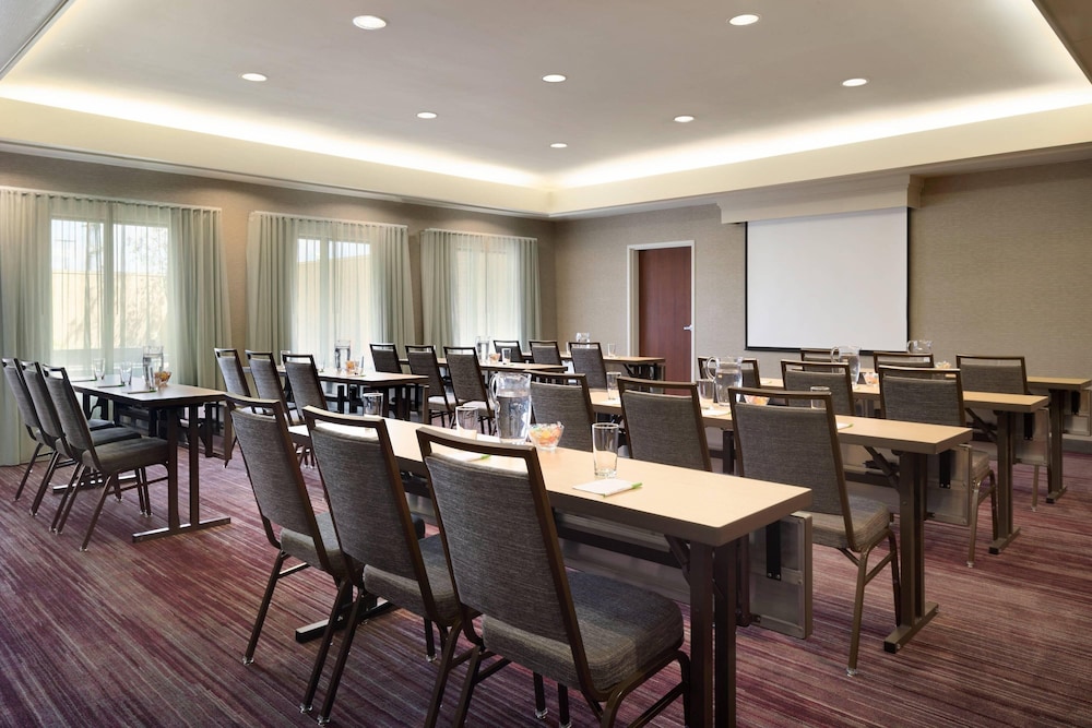 Courtyard by Marriott Dayton Beavercreek 50/61