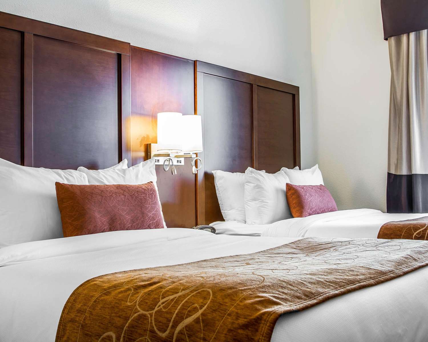 COMFORT SUITES WOODLAND - SACRAMENTO AIRPORT 11/46