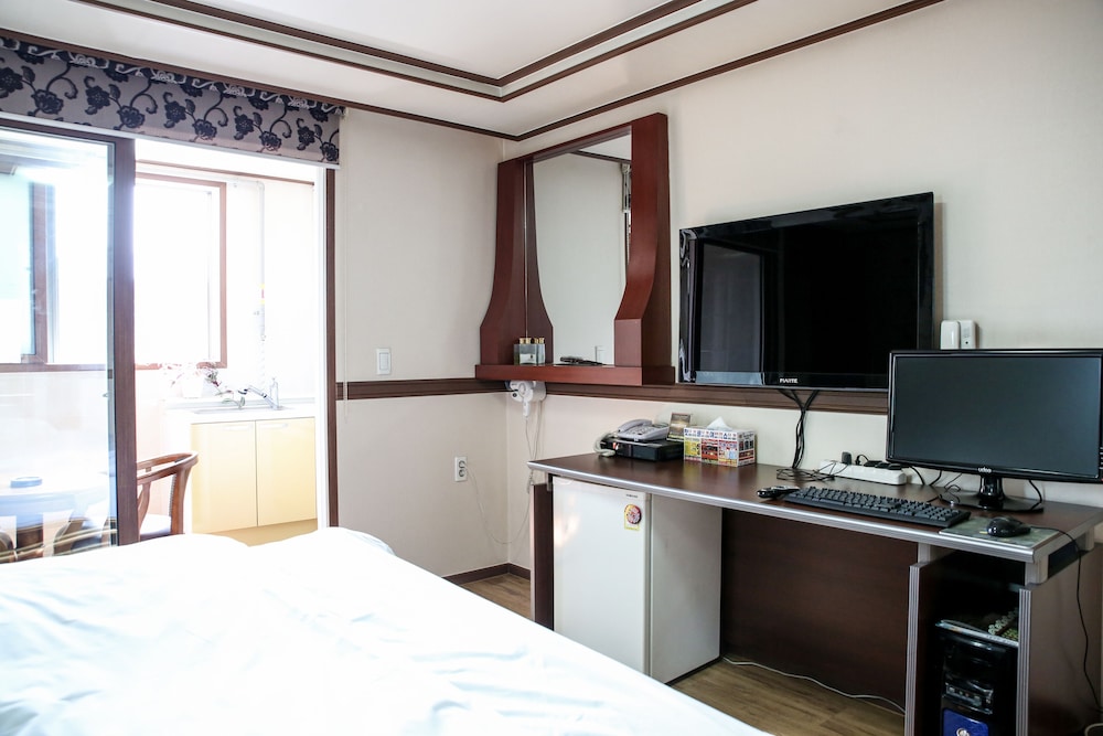 Hill Stay Hotel Residence 8/44