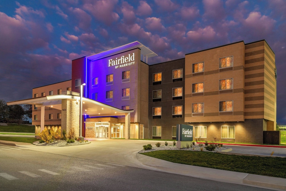 Fairfield by Marriott Inn & Suites Kansas City at The Legends 2/38