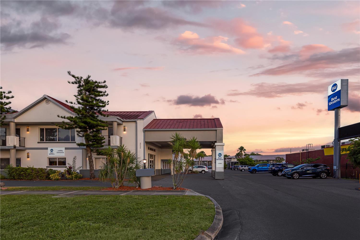 Best Western Space Shuttle Inn 41/42