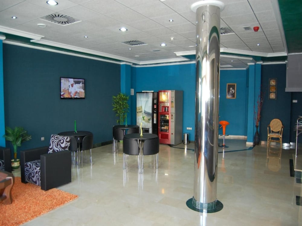 Hotel Almoradi 32/41