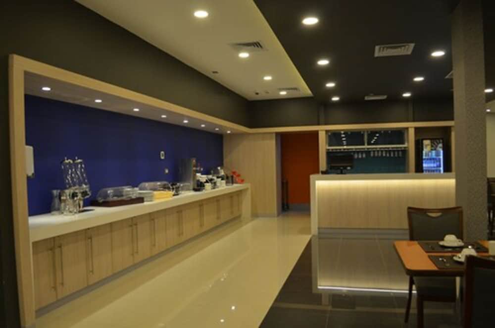 Hotel Diego de Almagro Calama Express 5/26