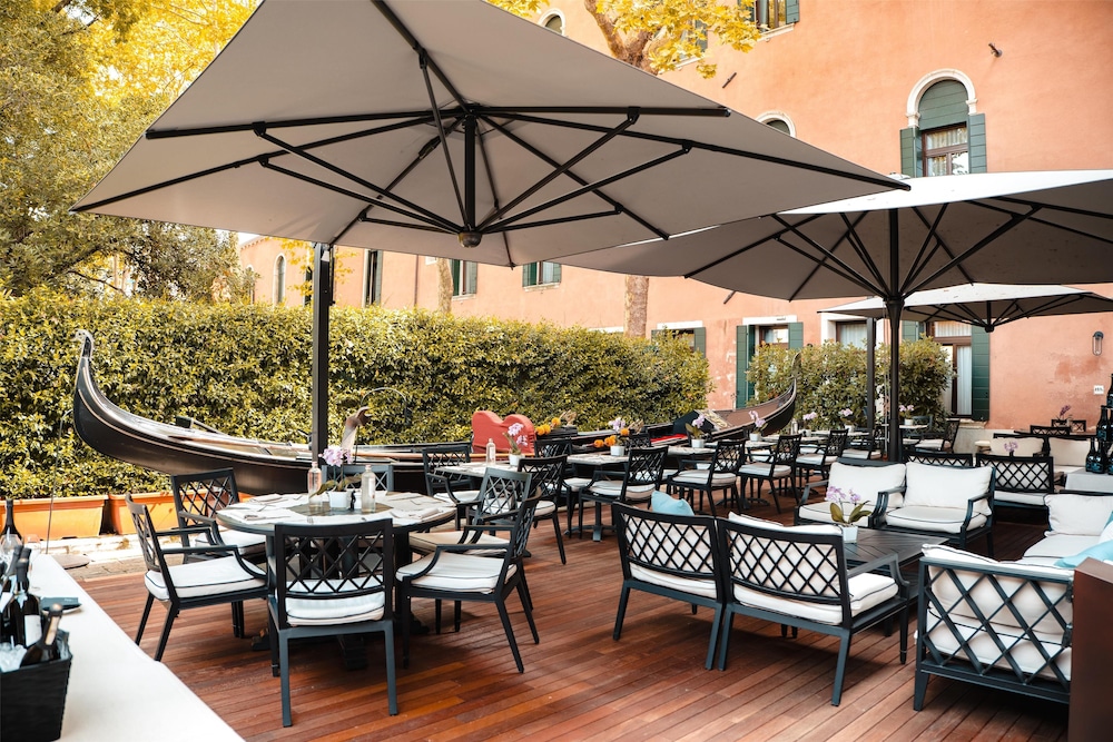 Radisson Collection Hotel, Palazzo Nani Venice 62/77