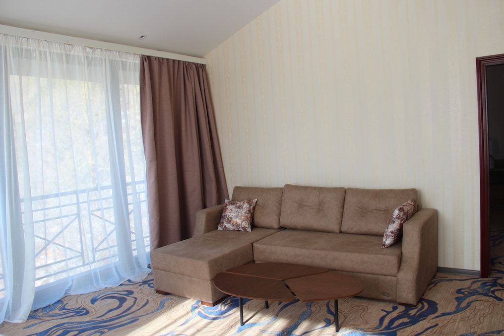 Aurora Resort by One Hotels 33/50