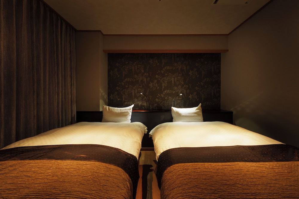 Suite, Twin Beds, Tokyo Bay View