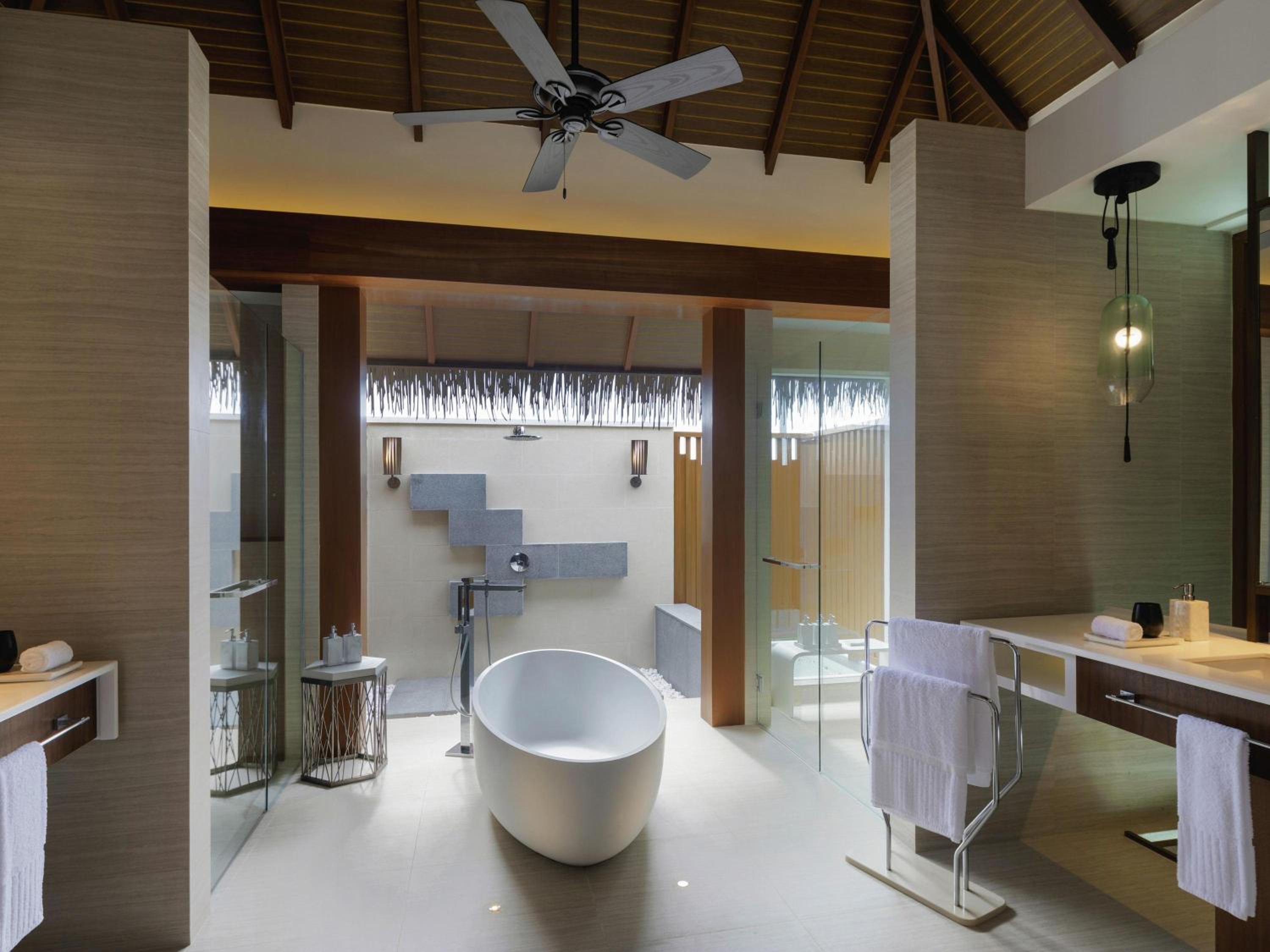 Pool, Ocean, Suite, King Bed, Pullman Maldives Maamutaa 6/6