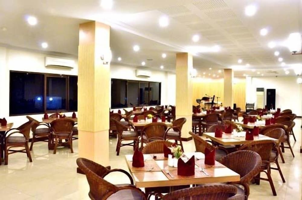 Bahari Inn Tegal 30/36
