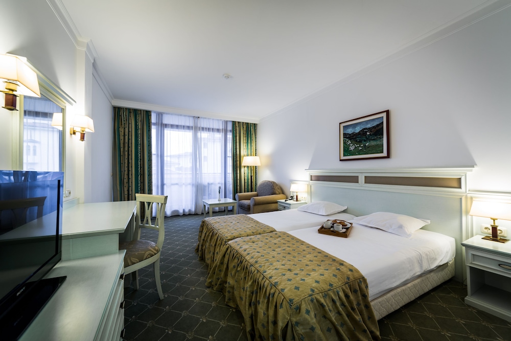 Helena Park Hotel 15/50