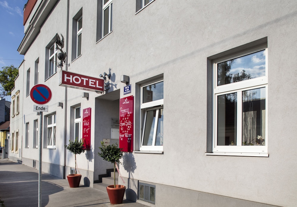 Hotel Hahn 42/43