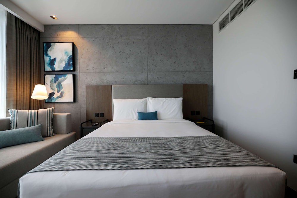 Mercure Dubai Gold District 14/53
