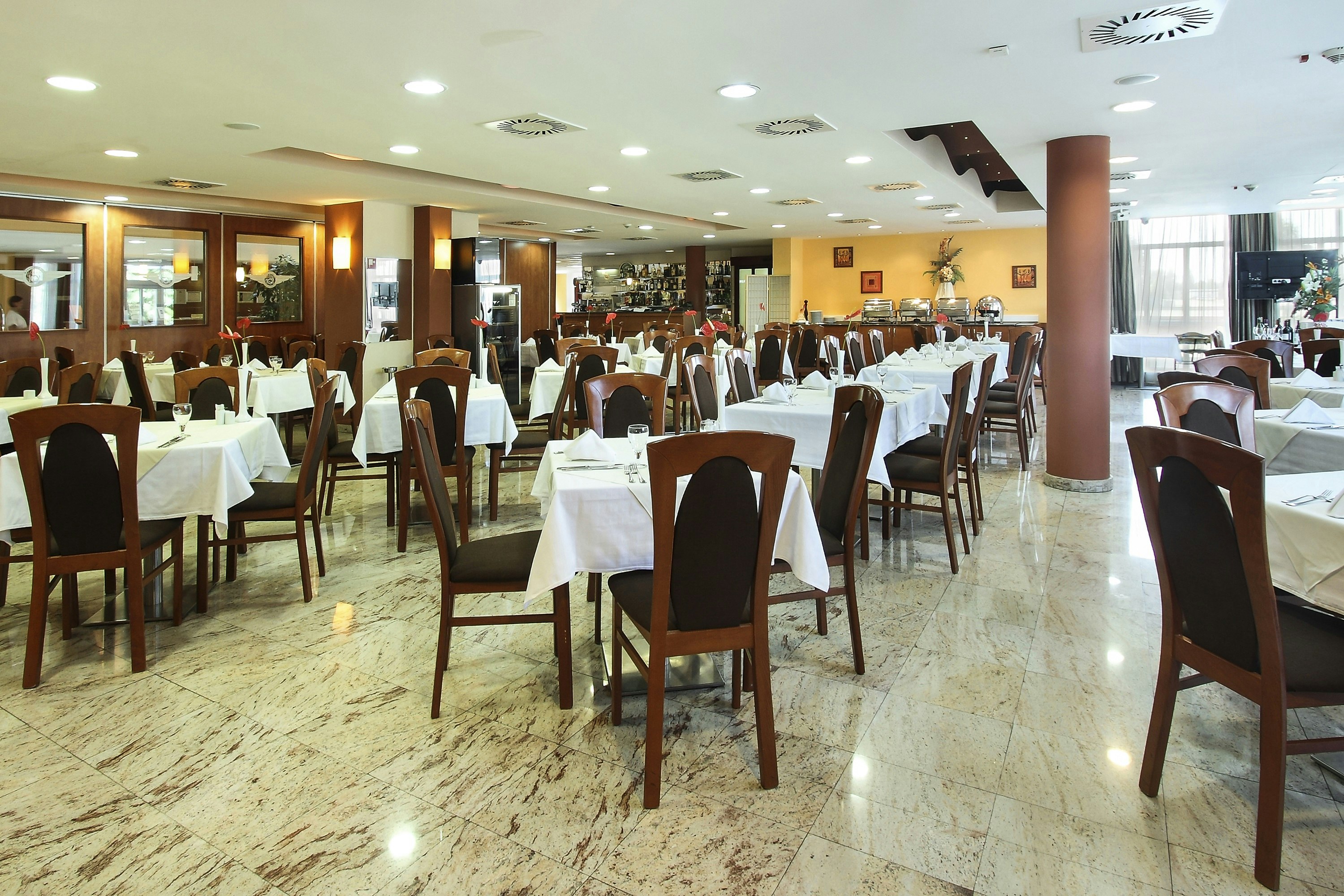 AIRPORT HOTEL BUDAPEST 53/73
