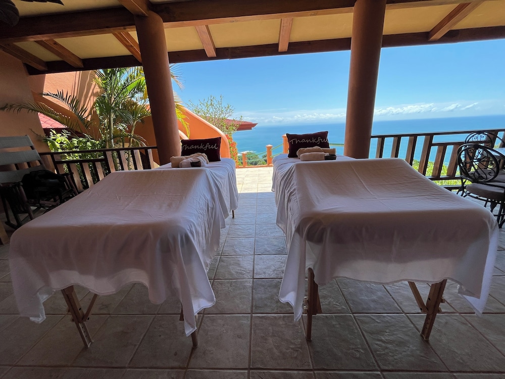 Villas Alturas 8/50