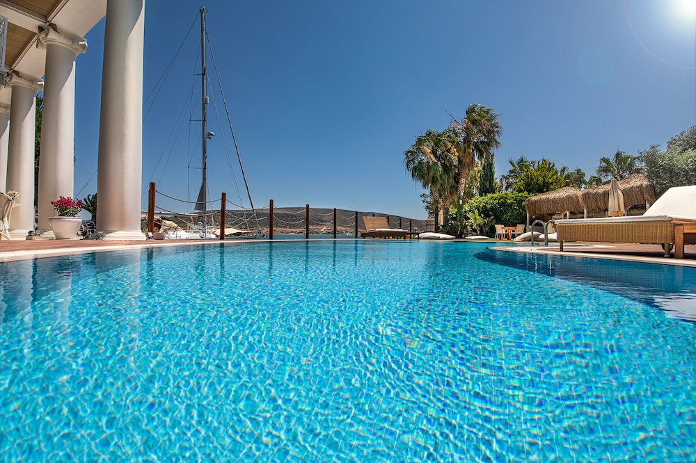 Alacati Port Hotel 23/50
