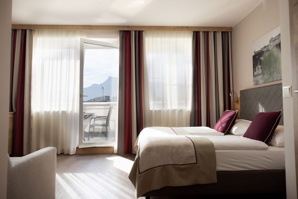 Hotel Max 70 16/50