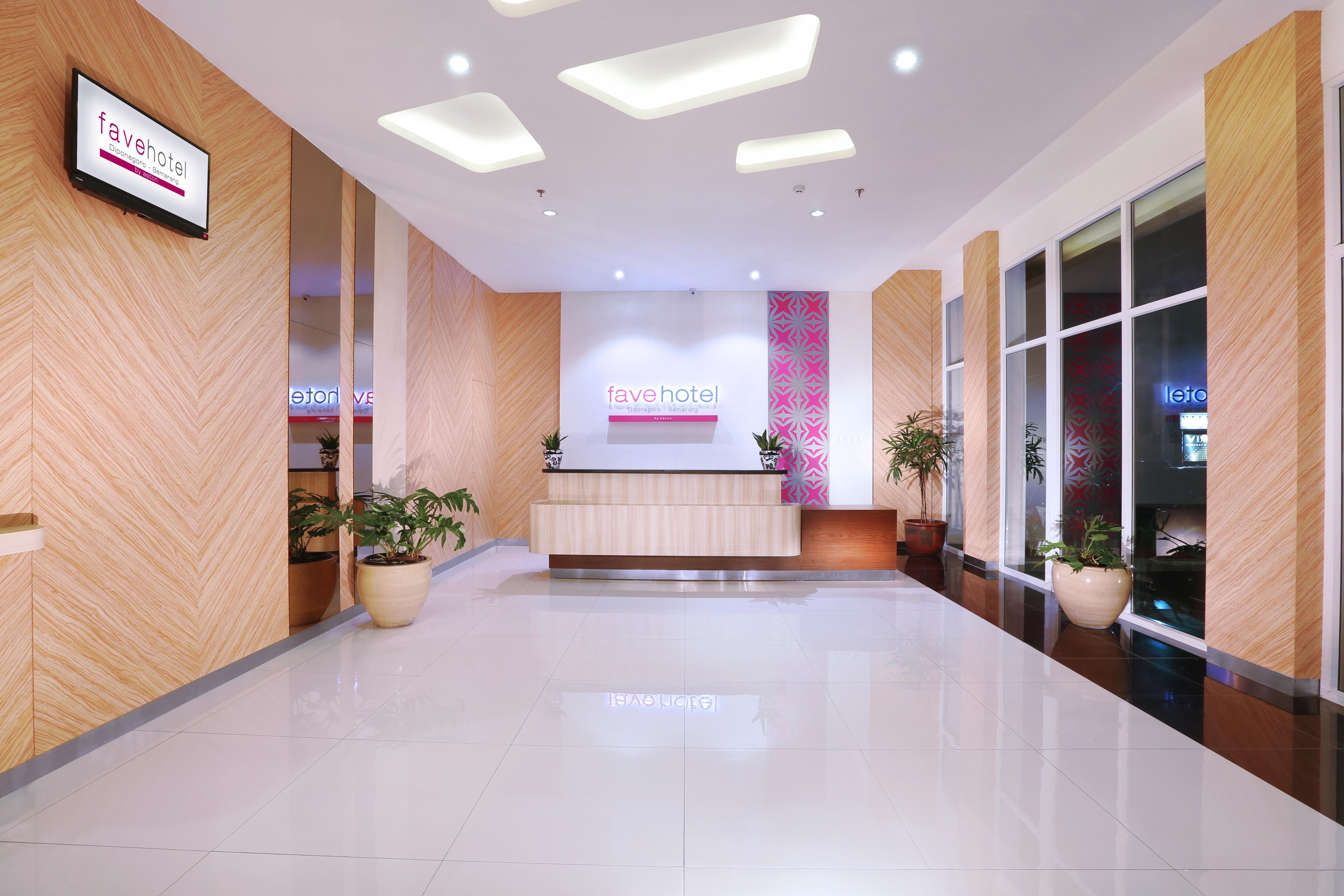 Lobby at favehotel Simpang Lima - Semarang, SEMARANG