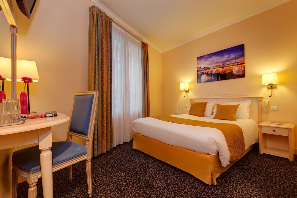 Hotel Louvre Sainte Anne 7/62