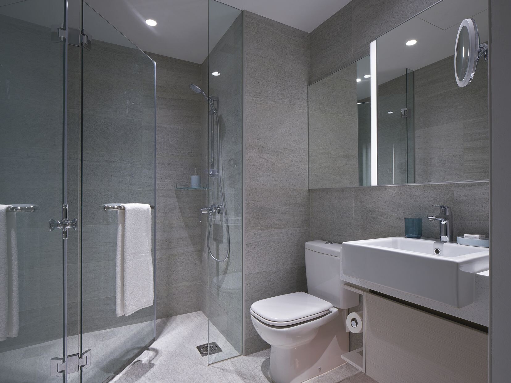 2 BEDROOMS, EXECUTIVE, SUITE, QUEEN BED