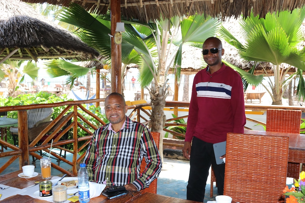 Villa Dahl Beach Resort 4/50