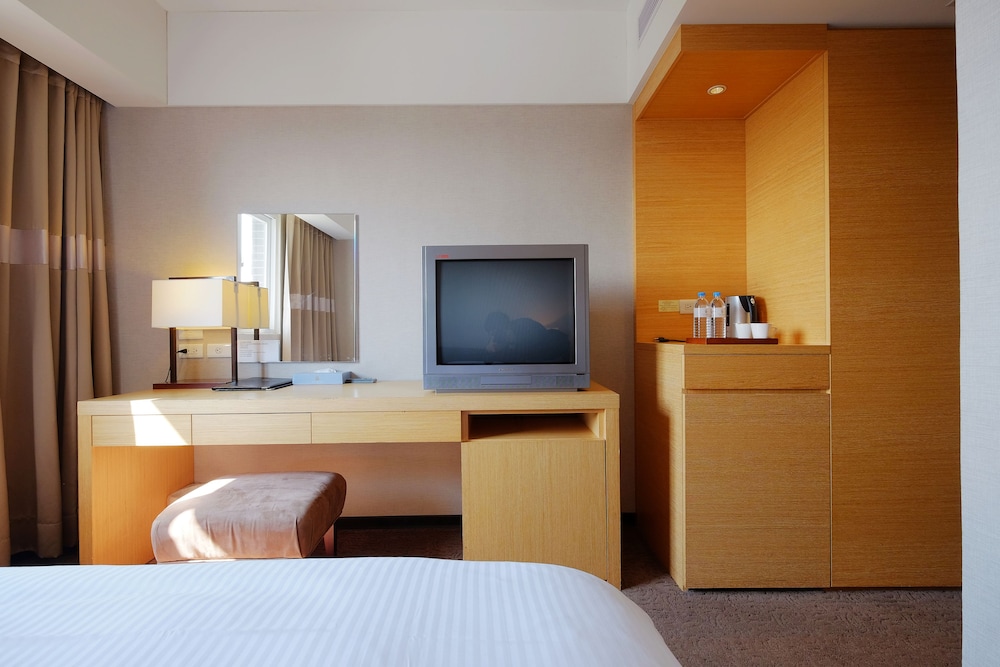 City Suites Gateway 24/58