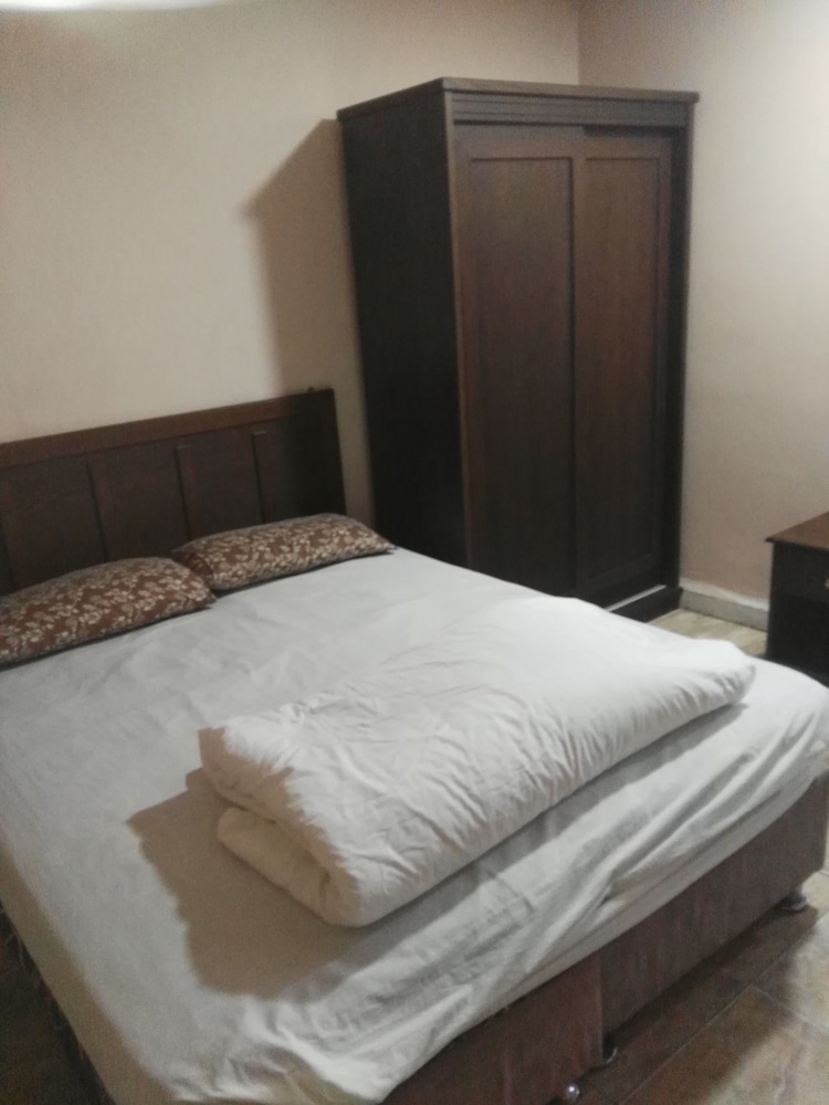Sea Beach Hotel 35/44