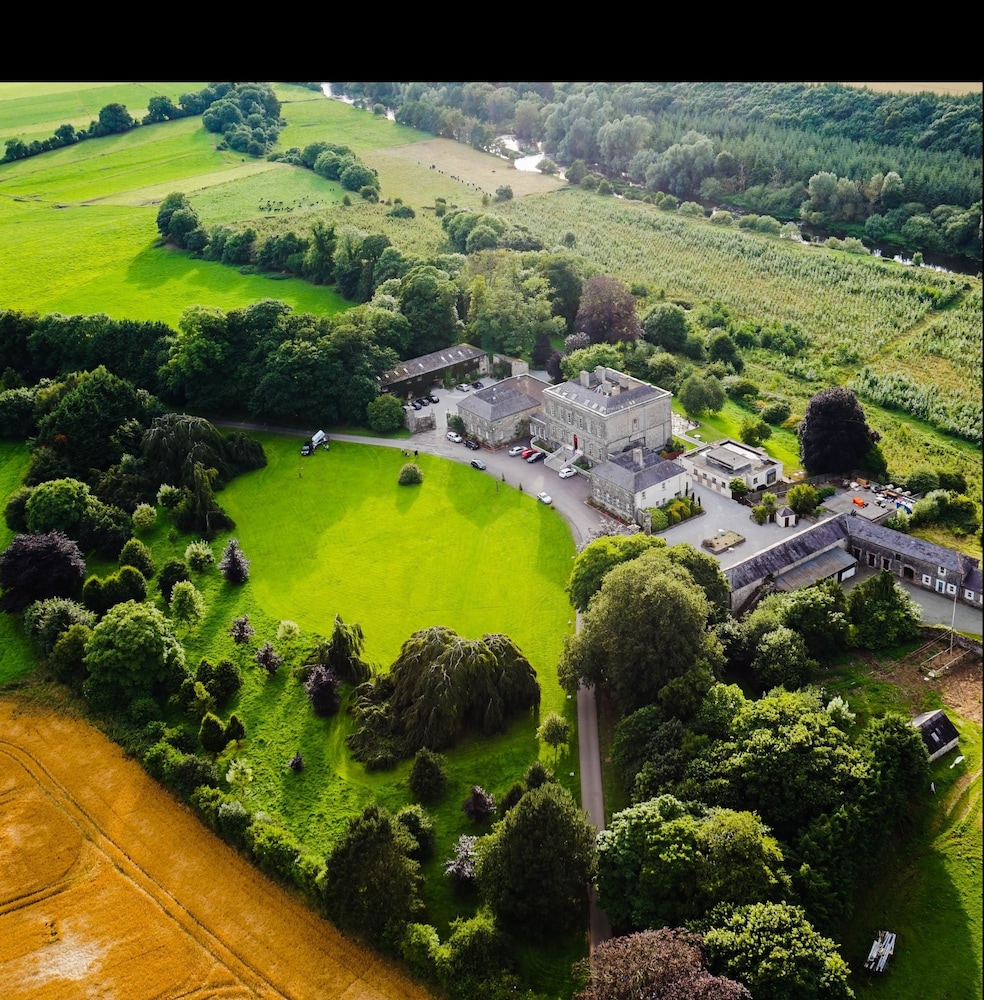 Bellinter House 45/50