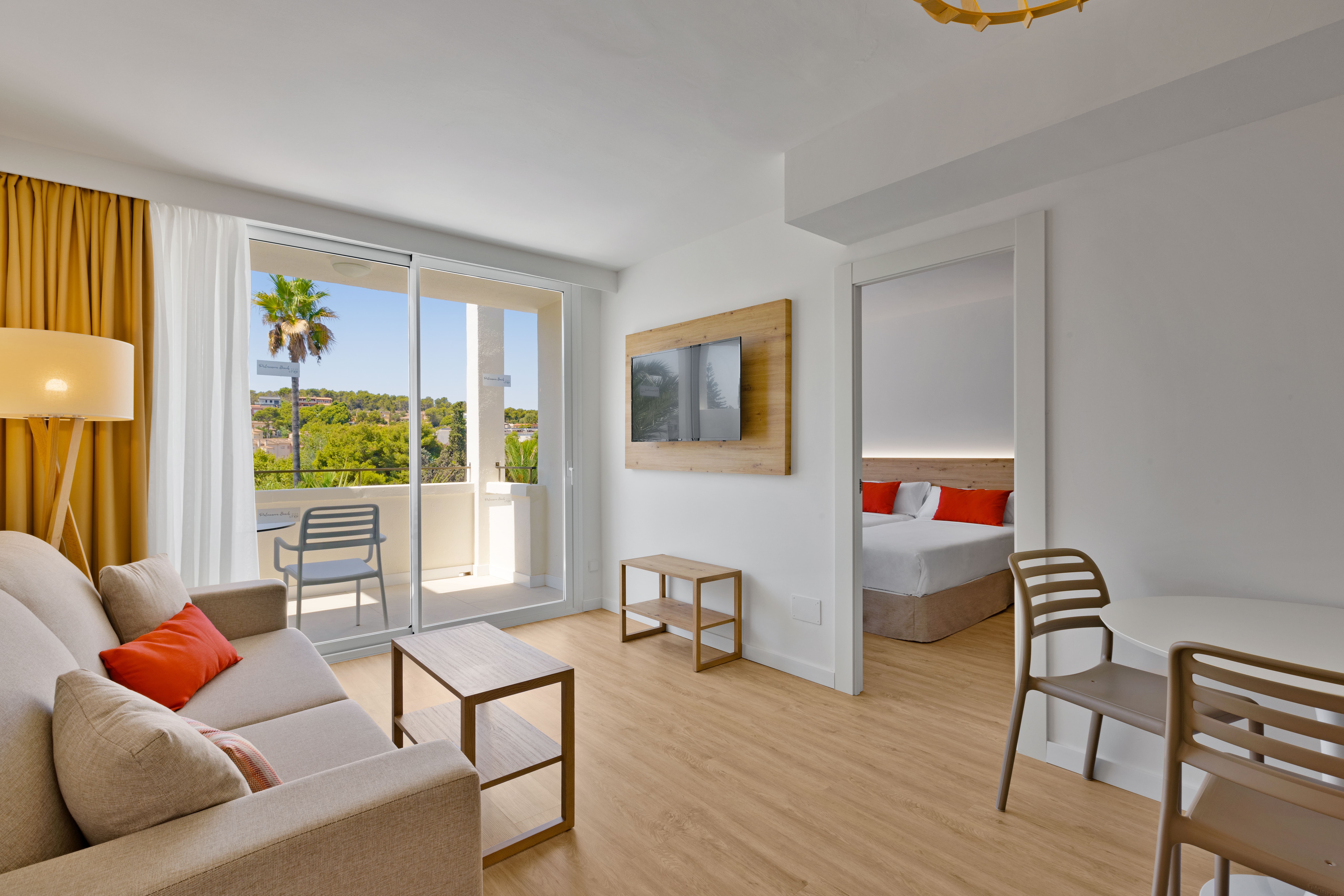 Palmanova Beach Apartments by TRH 47/62