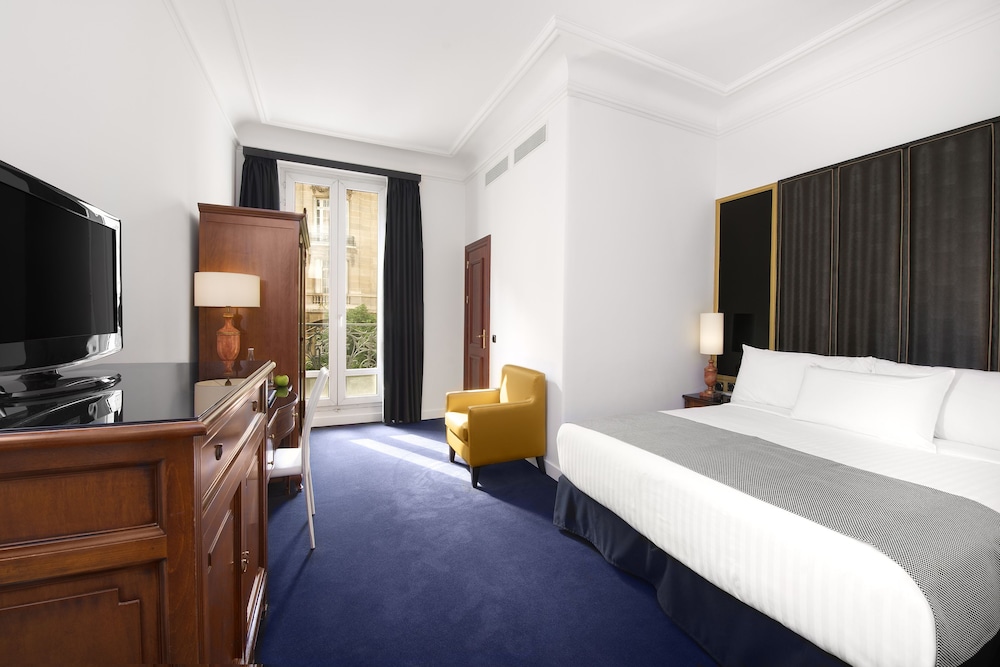 MELIA, DOUBLE BED