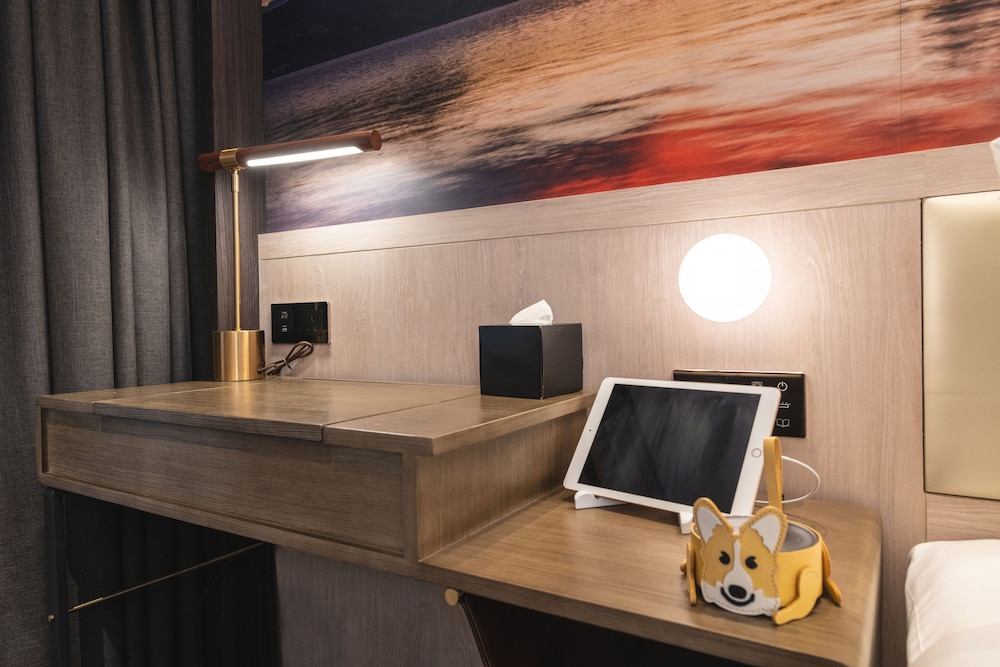 Oasis Avenue - A Gdh Hotel 50/54