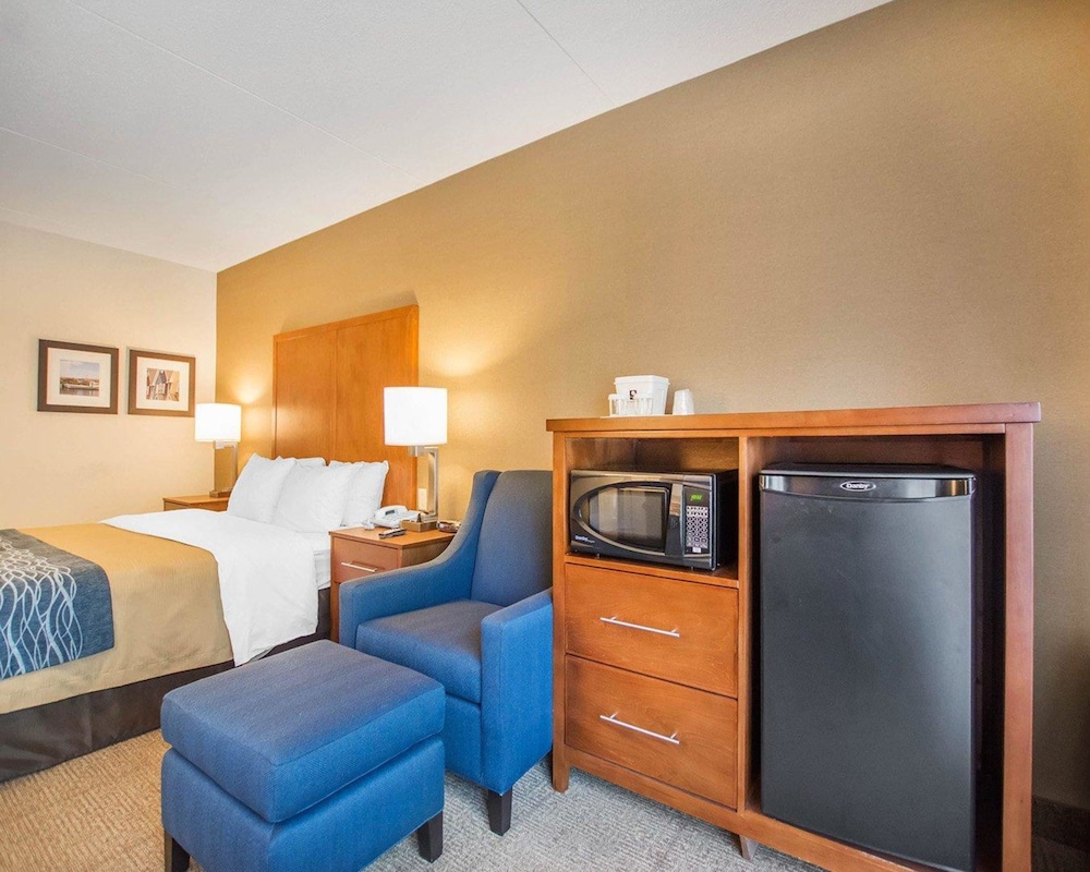 Comfort Inn Bathurst, NB 26/39