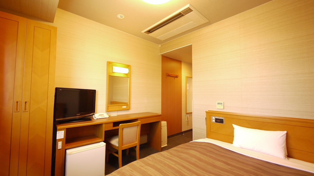 Hotel Route-Inn Oogaki Inter 10/44