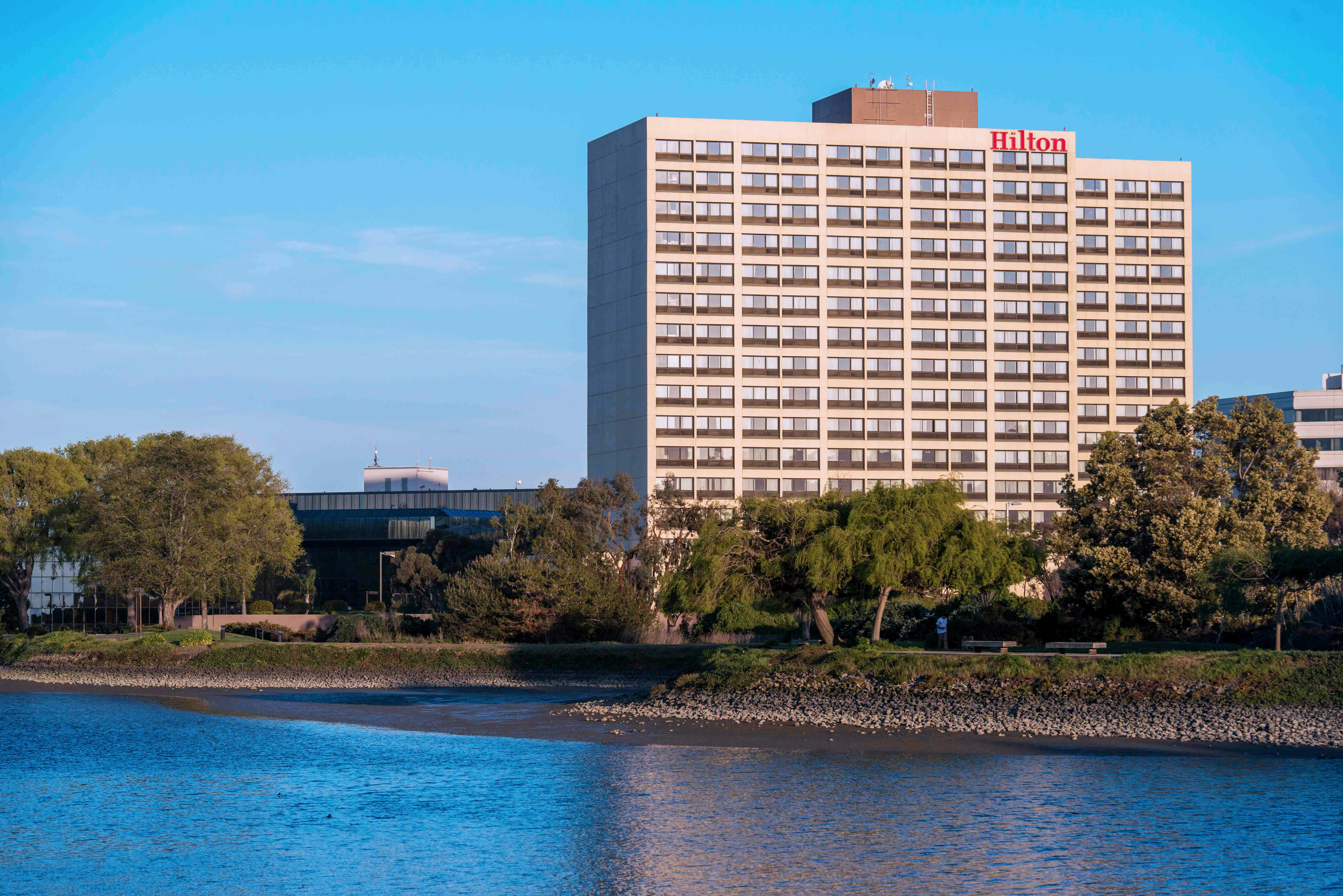 Hilton San Francisco Airport Bayfront 69/69