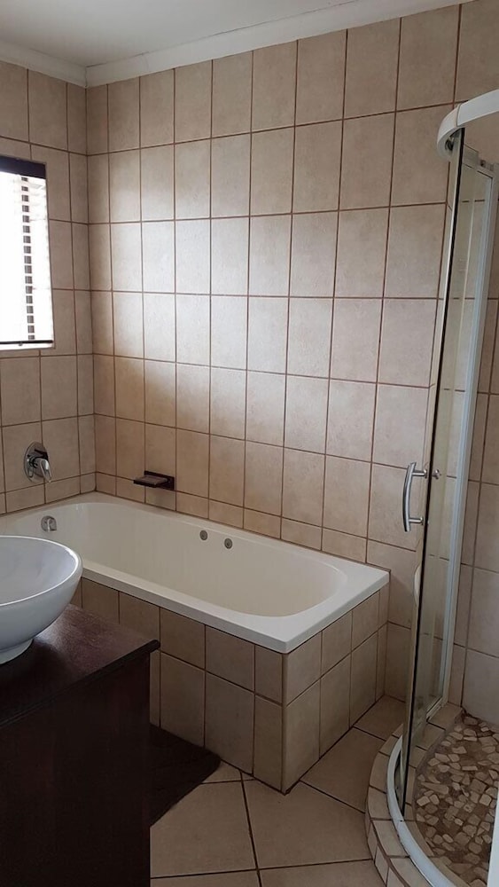 Tsessebe Guesthouse 40/44