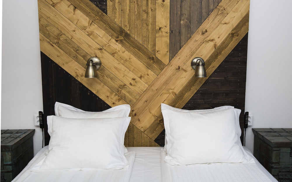 Strand Hotell 25/50