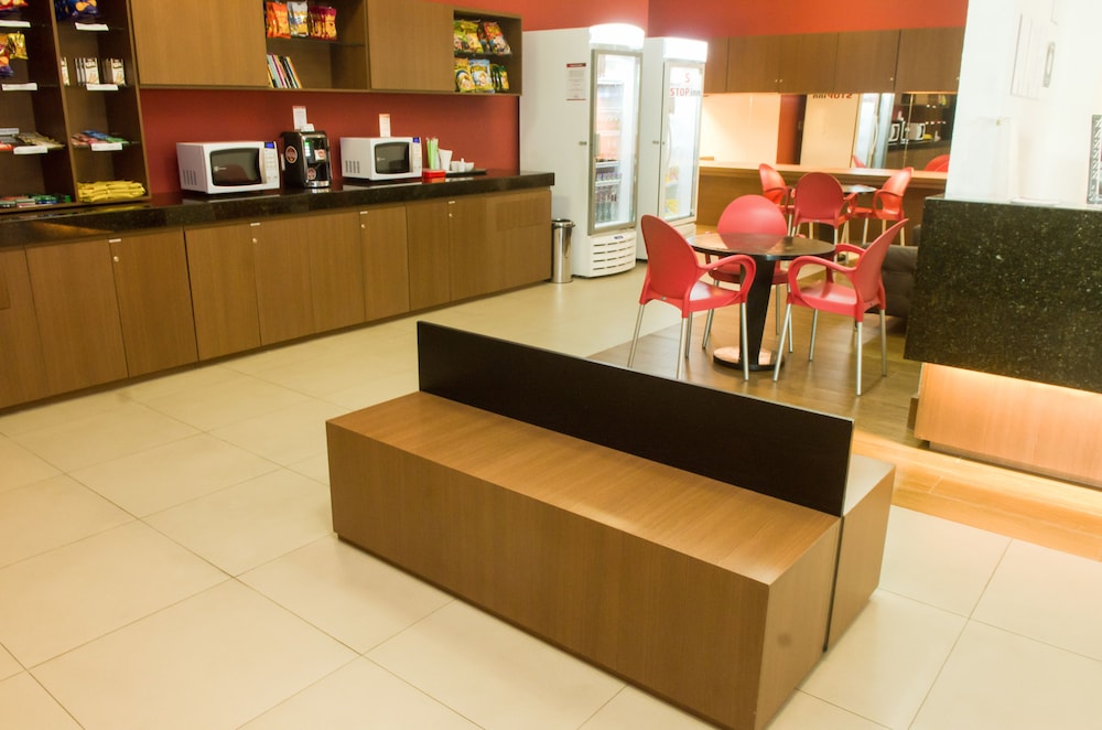 Stop Inn Antonio Carlos 30/38