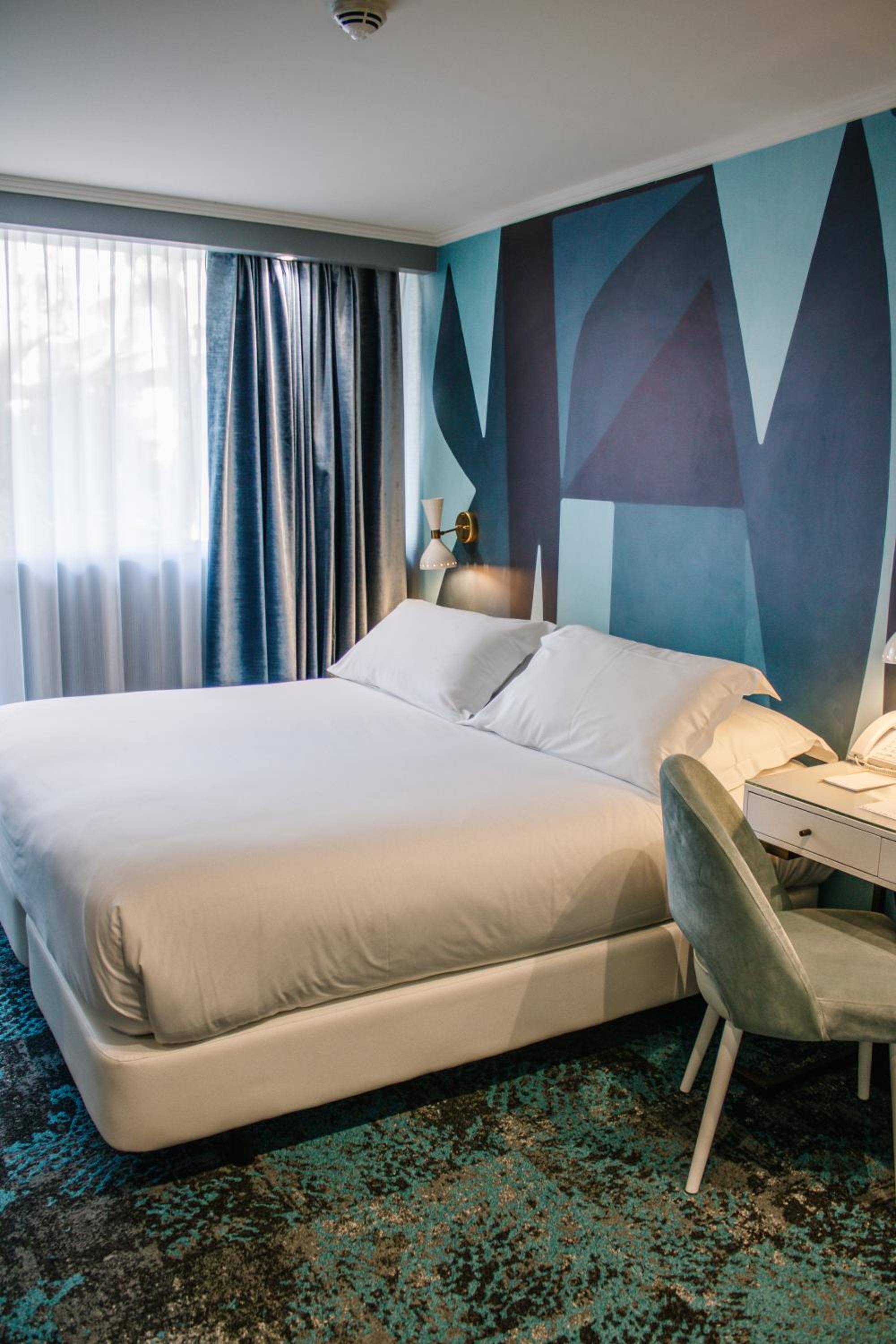 Room at Cannes Palace, CANNES