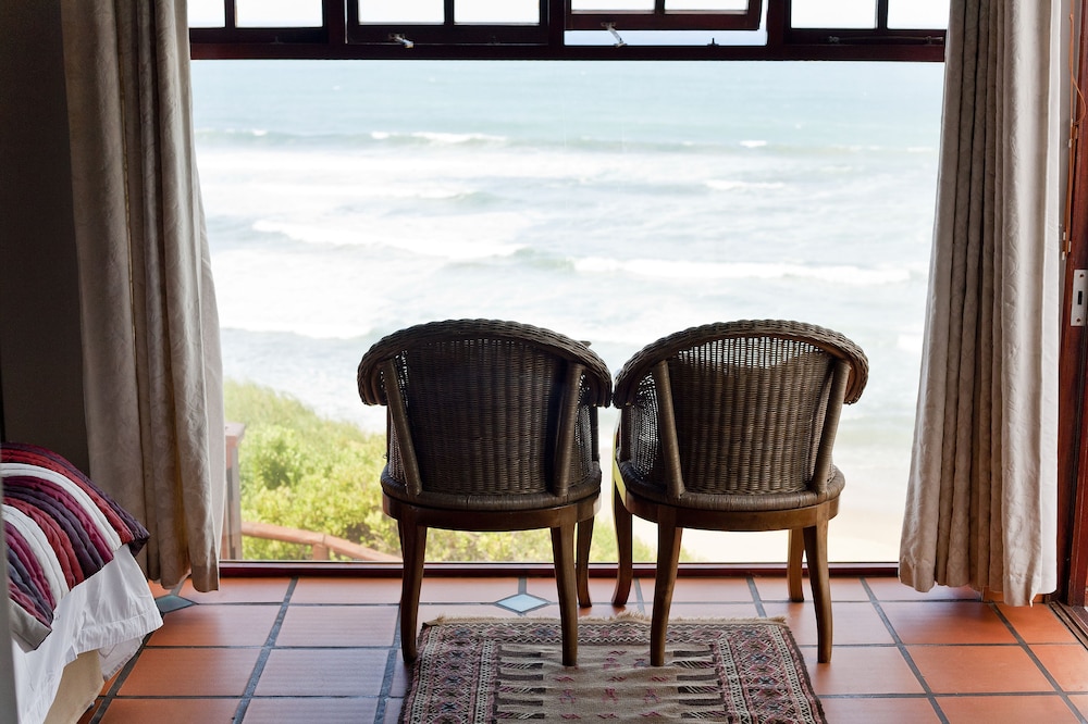 Dolphin Dunes Guest House 16/19