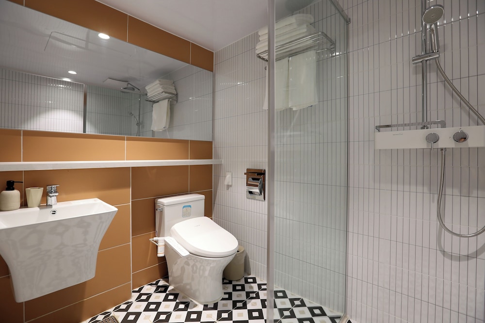 Hotel Around Sokcho 56/62