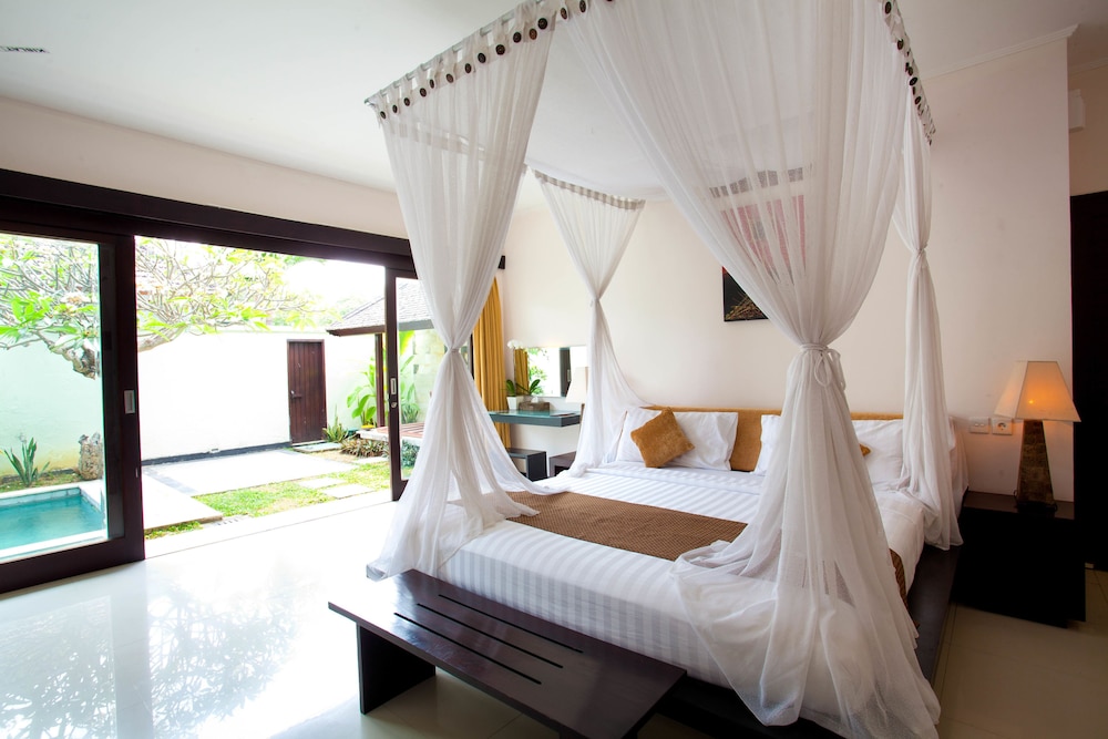 THE RISHI VILLA UMALAS 17/54