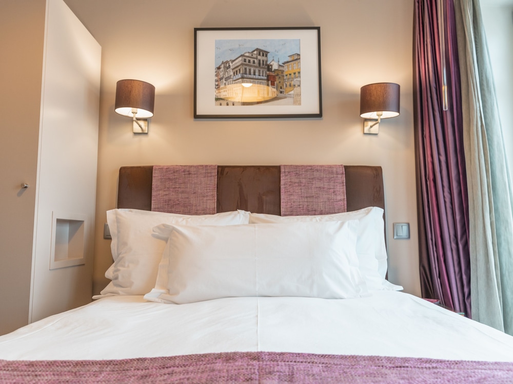 ROOM, DOUBLE BED, RIVER VIEW, BALCONY