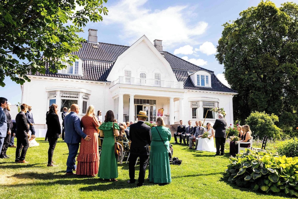 Thorbjornrud Hotel 51/62