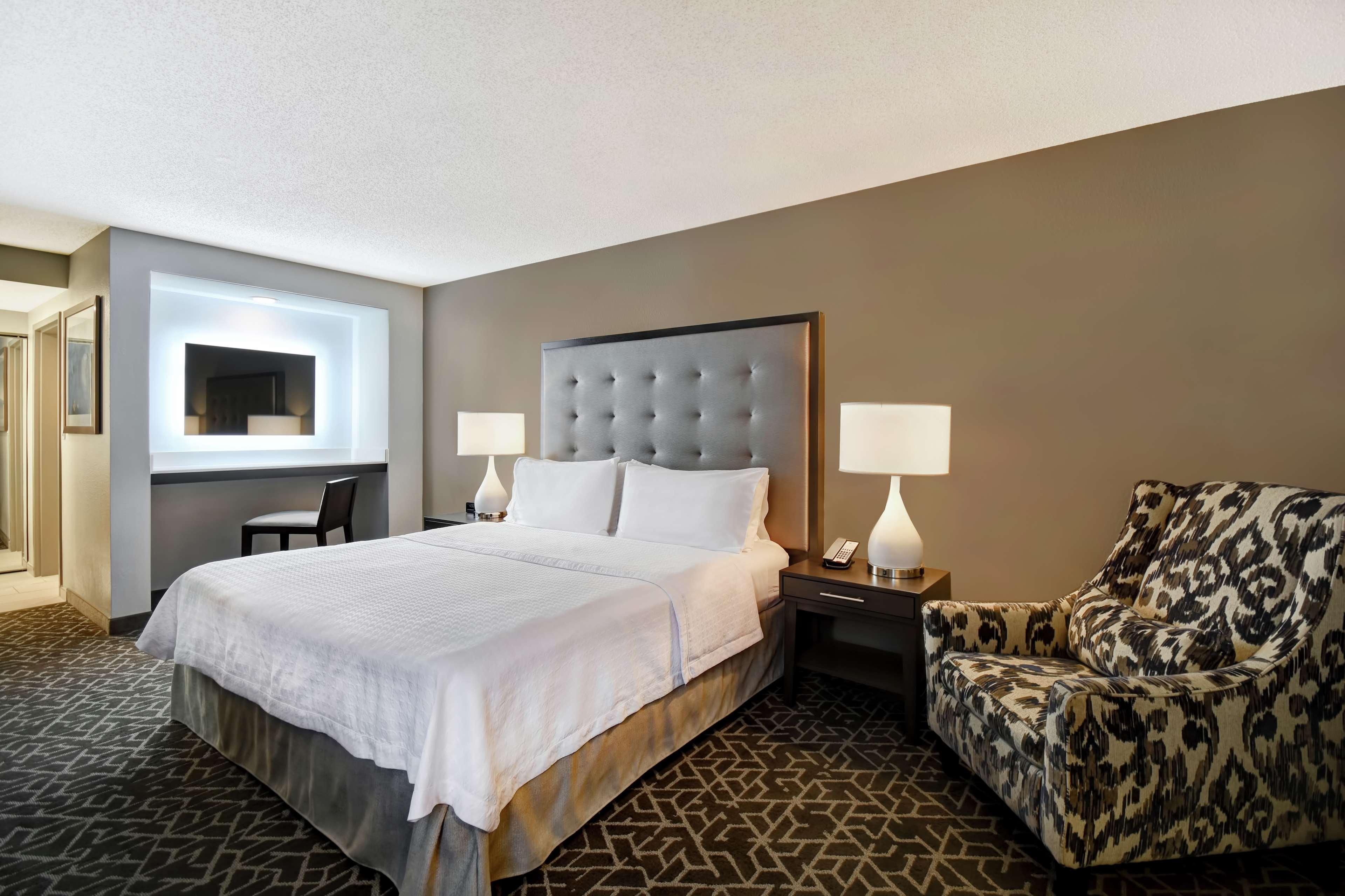 Bridal, 1 Bedroom, Suite, King Bed