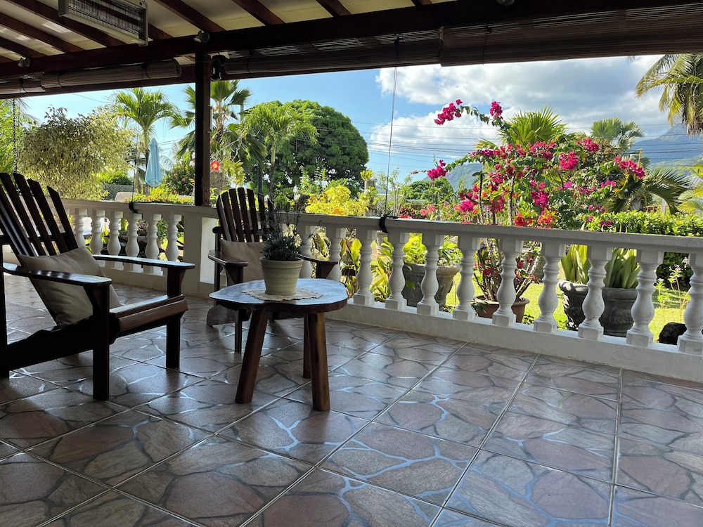 The Orchard Self-Catering Villa 25/50
